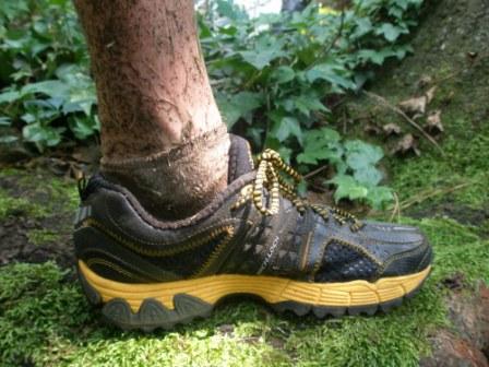 saucony progrid xodus trail running shoes womens